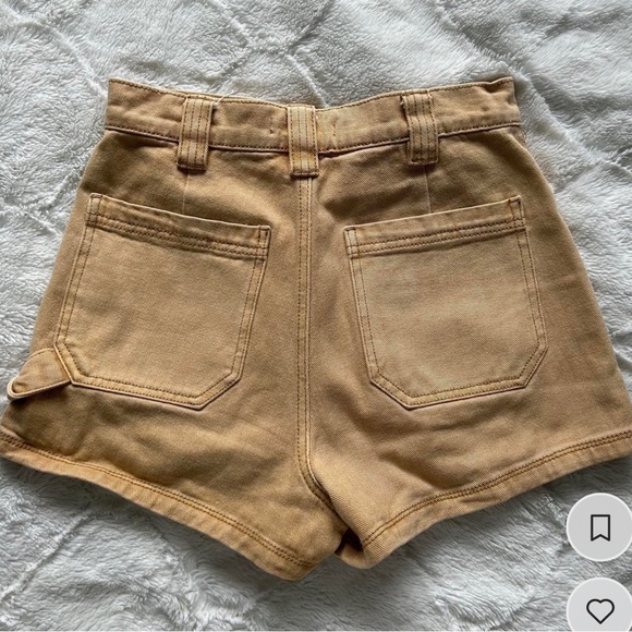 Pacsun cargo tan shorts/ barely worn/ size 26 - Picture 2 of 3